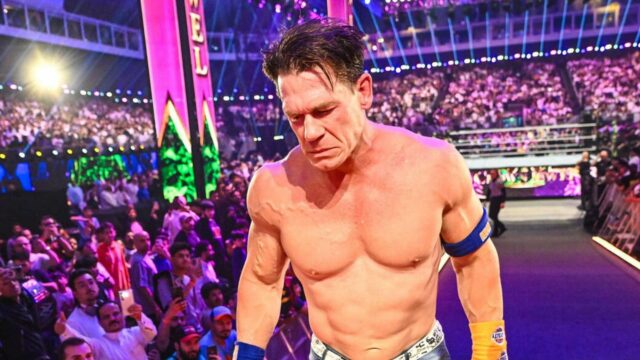 "Little b *** h" - John Cena é chamado de grande WWE

