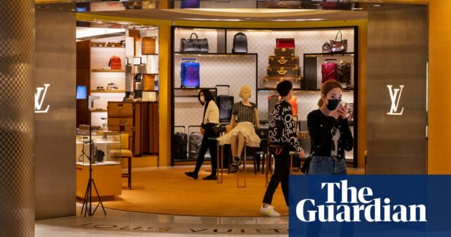 Louis Vuitton diz que os dados britânicos de clientes foram roubados em ataque cibernético

