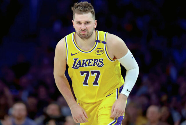 Luka Doncic Trolls de Lakers Mavericks após o processamento do corpo viral

