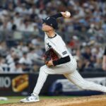 O arremessador New York Yankees, Luke Weaver, joga o campo durante a sétima rodada no Yankee Stadium em Bronx, Nova York, EUA, sexta -feira, 25 de julho de 2025.