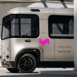 Lyft para adicionar ônibus autônomos em 2026 como uma tinta Uber mais acordos de administração