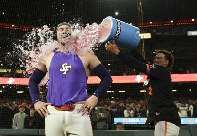MLB: Philadelphia Philise entre os gigantes de São Francisco