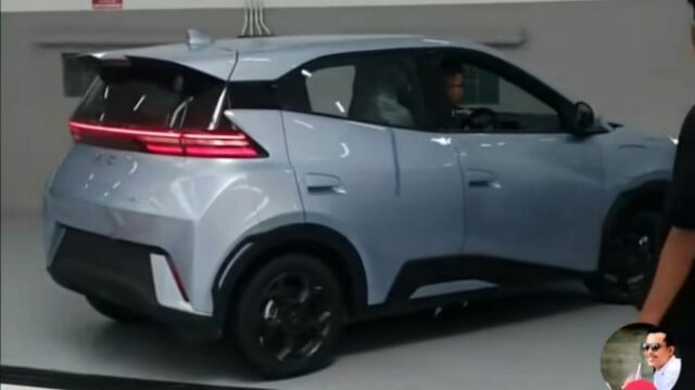 Mais popular: carros elétricos até que os engarrafadores estejam no centro das atenções

