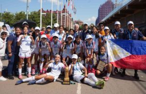 Makati fc Girls Arsenal Savaş, Aston Standings Há pouco tempo para comemorar a última vitória do Makati FC. As meninas de 2012 voarão para Londres para lutar com as academias Storey. - uma foto