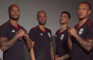 Malut United recrutou oficialmente David Da Silva e Gustavo Franca, completou o quarteto do ex -Persib Bandung Malut United recrutou oficialmente David Da Silva e Gustavo Franca, completou o quarteto do ex -Persib Bandung