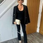 Mãe de dois dois Megan Reynolds, que forjou engravidar e recebeu quase £ 100.000 de seus empregadores
