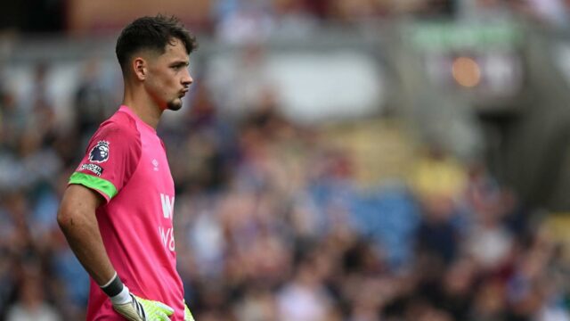 Man City reapropia o goleiro Trafford de Burnley em um acordo de cinco anos

