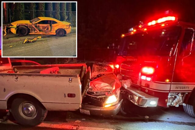 Maniac rouba um caminhão de bombeiros e quebra pelo menos 16 carros estacionados em loucura selvagem

