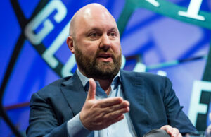 Marc Andreessen teria dito ao bate -papo do grupo que as universidades ‘pagarão o preço’ por Dei Marc Andreessen, co-founder and general partner of Andreessen Horowitz, speaks during the 2015 Fortune Global Forum in San Francisco, California, U.S., on Tuesday, Nov. 3, 2015. The forum gathers Global 500 CEO's and innovators, builders, and technologists from some of the most dynamic, emerging companies all over the world to facilitate relationship building at the highest levels. Photographer: David Paul Morris/Bloomberg via Getty Images