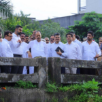 Masarashta CM Ajit CM Ajit Pavar verificou projetos de desenvolvimento em cinco