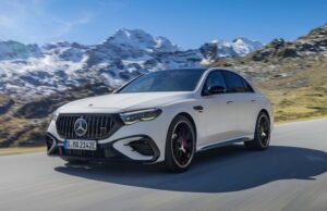 Mercedes estreia de estreia PowerPacked AMG E 53 com um forte preço Mercedes estreia de estreia PowerPacked AMG E 53 com um forte preço