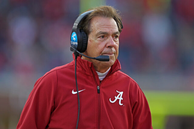 Meyer Meyer pesa o potencial retentor de Nick Saban para coaching

