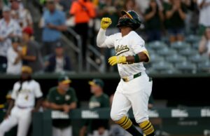 Miguel Enduzar Homeners A para liderar Merriners anteriores duas vezes MLB: Seattle Meriners em atletismo