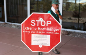 Milhões de americanos aconselhados a ficar em casa em 4 estados Milhões de americanos aconselhados a ficar em casa em 4 estados