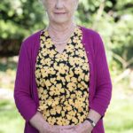 Audrey Houghton, 70, de Biggleswade, parou de treinar e voluntariamente devido à estrutura de cera depois que seu médico parou de fornecer tratamentos de remoção