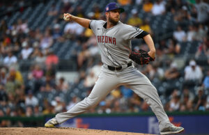 Mock Mock Metts envia o Mark Varientos para o Arizona por 18 milhões de ACE Veterano Mock Mock Metts envia o Mark Varientos para o Arizona por 18 milhões de ACE Veterano