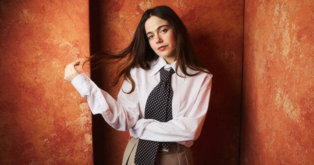 Molly Gordon não estava aterrissando com papéis protagonistas. Então ela co -escrita para ela em 'Oh, olá!'

