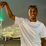 Zoe Duncan, 24, (foto) que havia trabalhado para o fornecedor de telecomunicações rapidamente percebeu que a chamada era uma fraude quando vigarista pediu seu nome