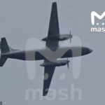 Filme compartilhado nas mensagens do telegrama da Rússia -Mensagens tiradas por espectadores no chão da floresta mostraram que o avião está subindo perigosamente baixo acima da linha das árvores quando fez sua atitude final em relação ao mais pesado
