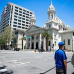 Mudanças para parte do exterior da Igreja de San Jose a partir do século XIX