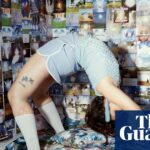 Mulheres por trás da lente: curvando -se para a felicidade