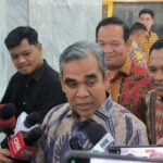Muzani sobre as oportunidades de PDIP para o governo entrar no governo: dependendo de Pabowo e Megawati
