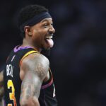 De acordo com mais de um relatório na quarta-feira, três vezes o guarda-estrelas da NBA, Bradley Beal, concordou em comprar um contrato da Phoenix Suns, que abriu a porta de ingressar em Los Angeles Clippers.