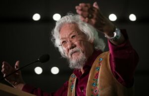 Não, David Suzuki não desistiu da luta climática – mas seu plano de batalha está mudando Não, David Suzuki não desistiu da luta climática - mas seu plano de batalha está mudando