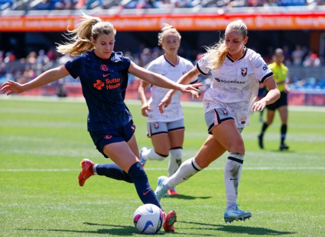 Angel City FC celebra um gol contra o Bay FC no sábado, 19 de julho de 2025, no primeiro tempo no PayPal Park em San Jose, Califórnia. (Shae Hammond/Bay Area News Group)
