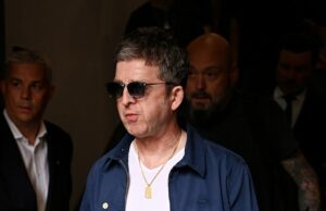 Noel olha para trás com raiva! Oasis Star parece sombrio quando foi descoberto chega a Manchester para um show de regresso a casa sem Liam – depois que os irmãos ficaram em hotéis separados em Cardiff Noel Gallagher olhou para os lixões quando chegou a Manchester para o Oasis Homecoming em Heaton Park, mas Liam não estava em lugar algum para ver