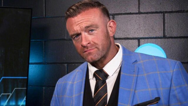 "Nome?" - A nova equipe da WWE foi oficialmente estabelecida e Star tem um pedido

