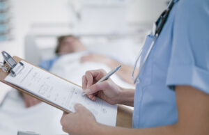 Nova York elimina quase 1 milhão de pessoas do plano de saúde Nova York elimina quase 1 milhão de pessoas do plano de saúde