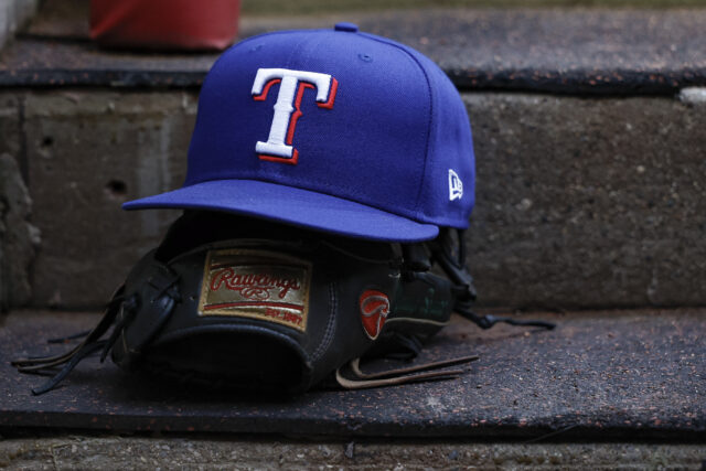 O Brave previu cortar links com All Star, três vezes por meio do comércio para Red Rangers

