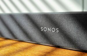 O CEO interino da Sonos Tom Conrad agora tornou permanente (U) Patrick Spence, CEO da Sonos, saiu depois da empresa