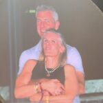 Andrew Byron, CEO de uma startup de inteligência artificial e seu gerente de Kristin Cabot, foi pego em um momento íntimo no concerto do Coldplay na terça -feira