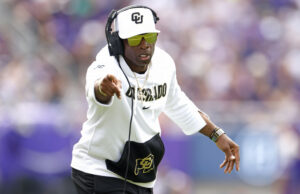 O Colorado HC Deon Sanders ‘Sanders recebe uma atualização massiva de saúde O Colorado HC Deon Sanders 'Sanders recebe uma atualização massiva de saúde