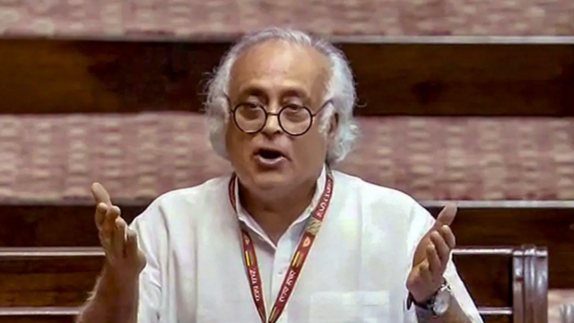 O Congresso Slams PM Modi Modi em "Amizade" Aolando "com o Presidente da True

