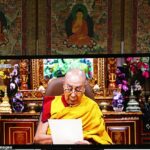 Dalai Lama confirmou que terá um sucessor quando morrer e acalmar os seguidores budistas em todo o mundo que a instituição de 600 anos continuará