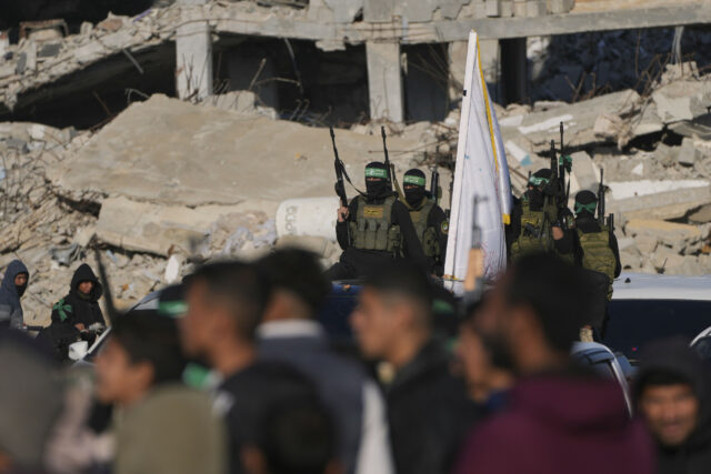 O Hamas contradiz a innovúria Trump como Gaza Ceia Deddata Stall

