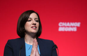 O Reino Unido não procura que os jovens tenham mais filhos devido a queda de acumulação O Reino Unido não procura que os jovens tenham mais filhos devido a queda de acumulação