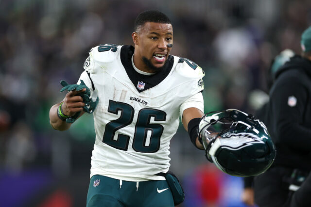 O Saquon Barkley dos Eagles chega a Derrick Henry para conselhos?


