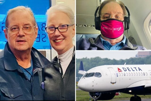 Um homem usando linhas delta e uma máscara BCRF e fones de ouvido no avião.