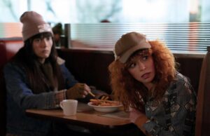 A HBO teve ‘conversas’ sobre como reviver ‘Poker Face’ com Peter Dinklage após o cancelamento do Peacock O chefe do 'Poker Face' descompacta as finais da 2ª temporada de Charlie, Ação Hope Potencial temporada 3