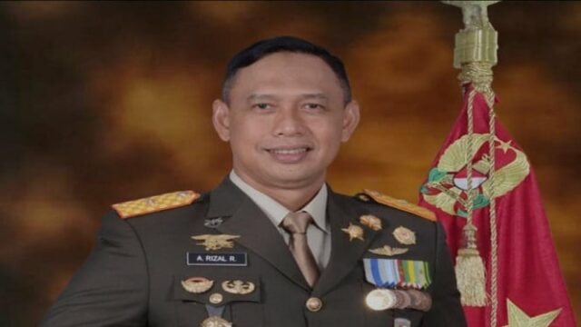 O comandante do TNI chamou o diretor administrativo do major Bulog General Rizal elegível no campo da segurança alimentar

