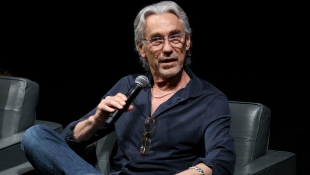 O criador de 'Andor', Tony Gilroy, em suas indicações em Emma e superando esses desprezos: "É um processo complicado"

