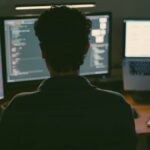 O engenheiro de software se torna viral para trabalhar em várias startups ao mesmo tempo