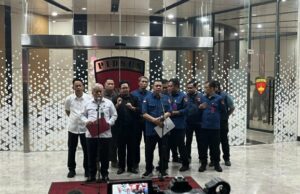 O escritório do procurador -geral revelou o movimento astuto de Riza Chalid no escândalo de petróleo de Retamina O escritório do procurador -geral revelou o movimento astuto de Riza Chalid no escândalo de petróleo de Retamina