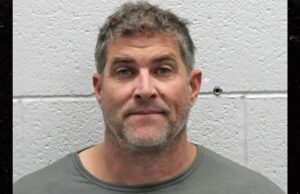 O ex -arremessador da MLB Daniel foi acusado de assassinato de serfini Daniel Serafini Mugum Sheriff do lado