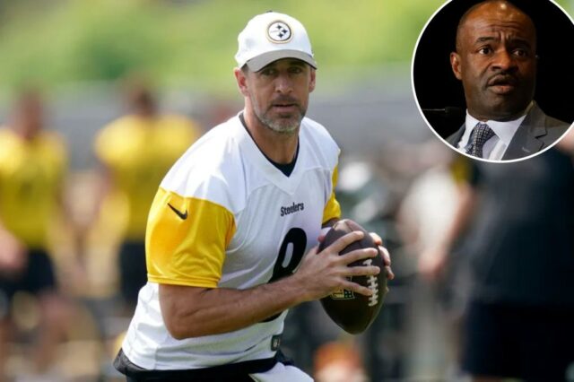 O ex-chefe da NFLPA Demurice Smith chama "isolado e desconsiderando" Aaron Rodgers no novo livro

