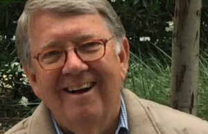 O ex -executivo da CBS e da Disney TV, James Stark Bennett, morre aos 78 O ex -executivo da CBS e da Disney TV, James Stark Bennett, morre aos 78